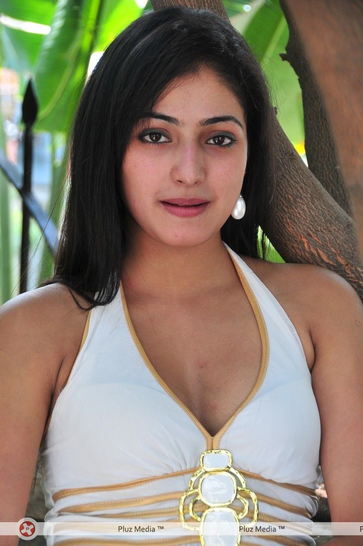 Haripriya New Photo Shoot - Pictures | Picture 115614